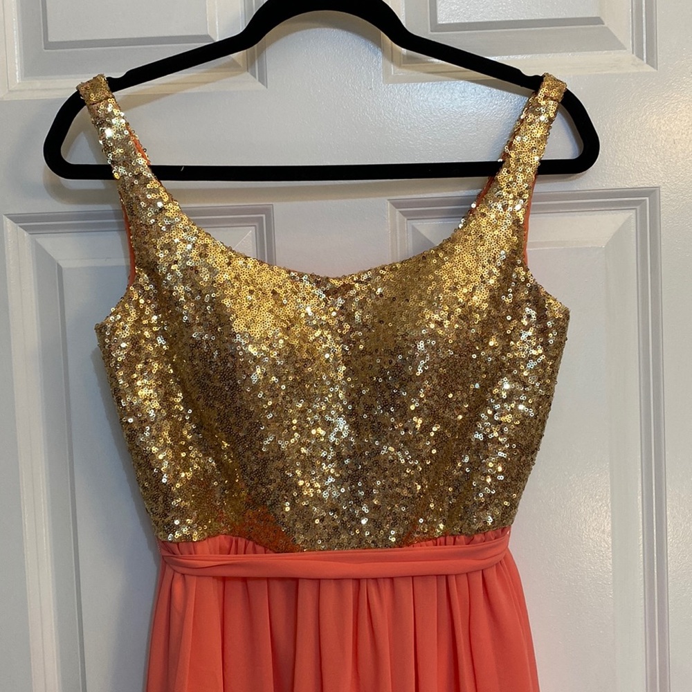 Christina Wu Coral dress with gold sequin top NWT Sz 4 - Picture 2 of 16